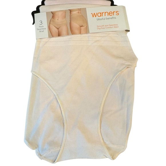 Warners Seamless Brief - Picture 3 of 5